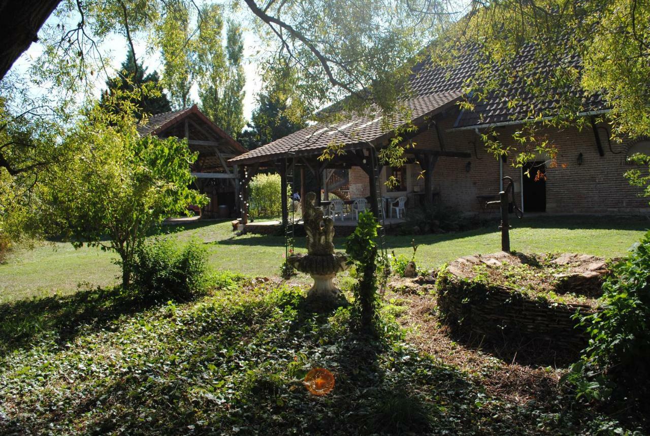 Gite Evidence Varennes-sur-le-Doubs Экстерьер фото