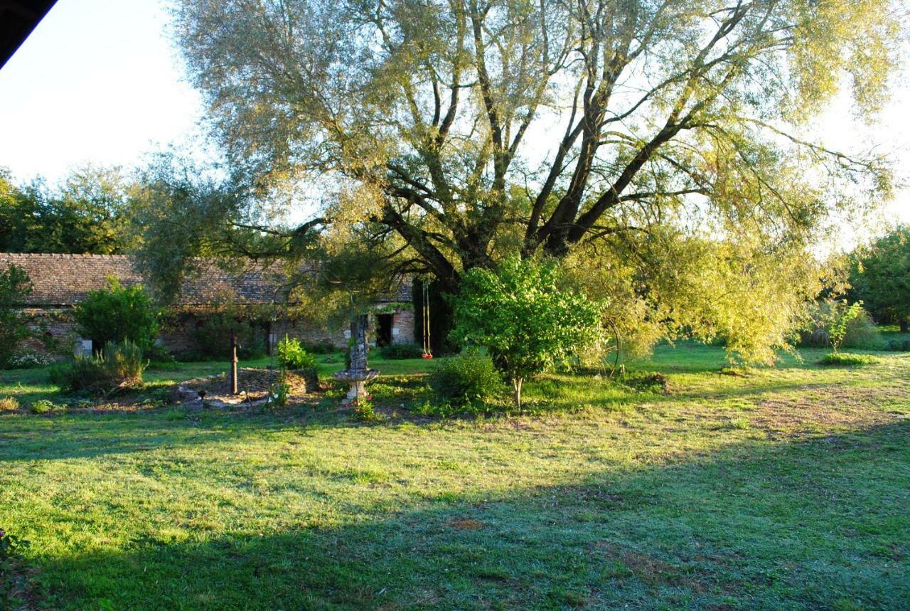 Gite Evidence Varennes-sur-le-Doubs Экстерьер фото