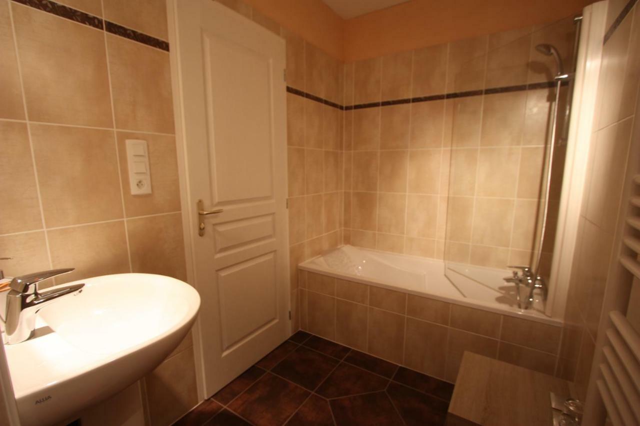 Gite Evidence Varennes-sur-le-Doubs Экстерьер фото