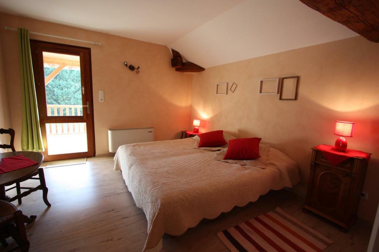 Gite Evidence Varennes-sur-le-Doubs Экстерьер фото
